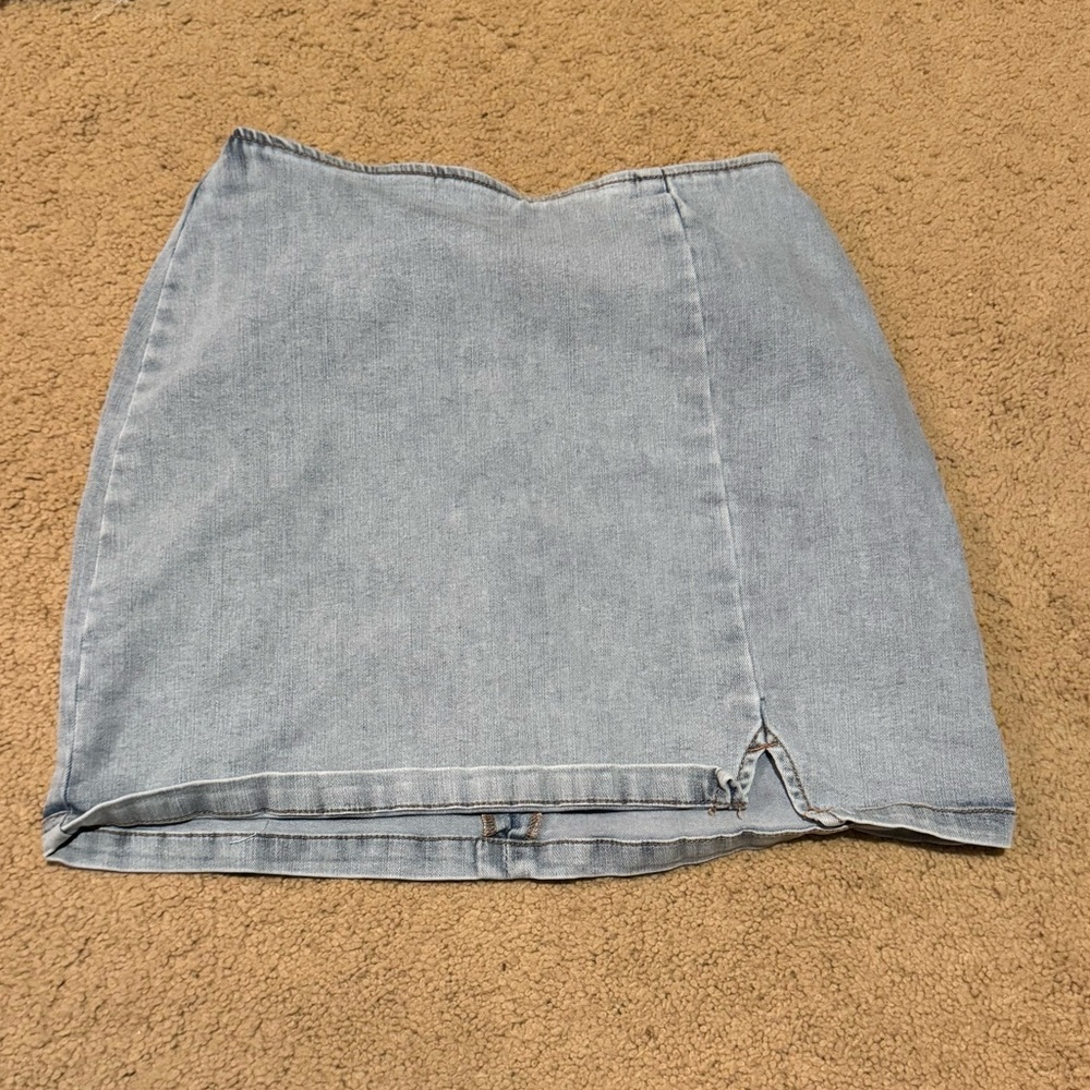 Urban denim mini skirt